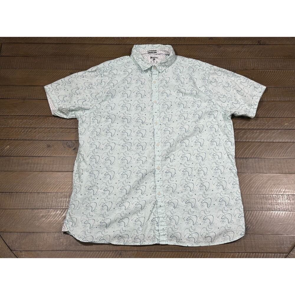 Recess Short Sleeve Button-up Slim Fit Shirt Retro Print - Men’s Size XL